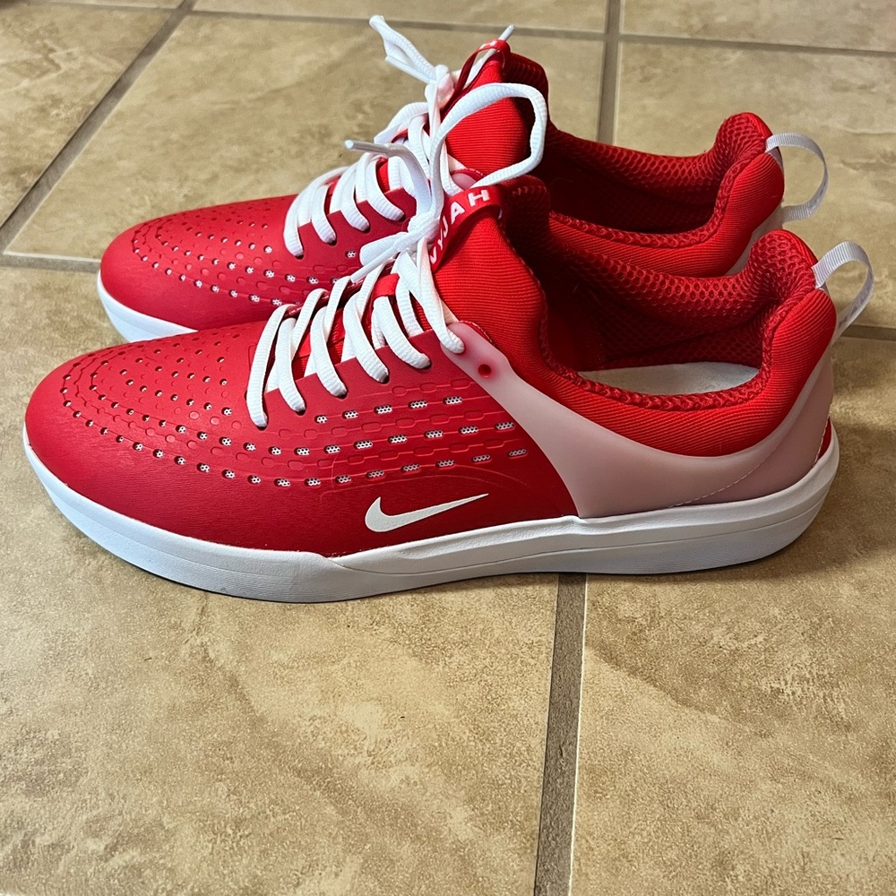 Men’s Nike SB zoom Nyjah 3 - Red